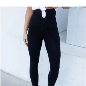 Grace & Lace Perfect Fit High-Waisted Black Leggings